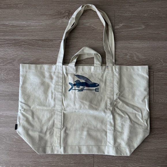 Patagonia Cream Canvas Tote - Picture 1 of 6